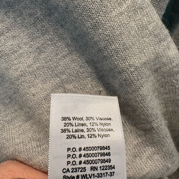 Babaton Light Gray V-Neck Sweater - Picture 5 of 5